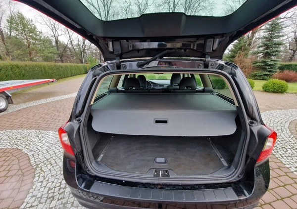 Volvo V70 cena 25777 przebieg: 235000, rok produkcji 2008 z Złoczew małe 277